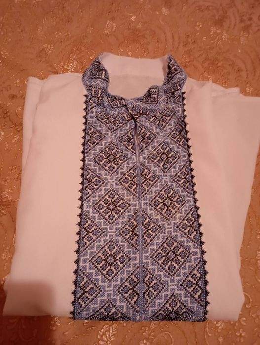 Чоловіча вишиванка бісером, ручна робота