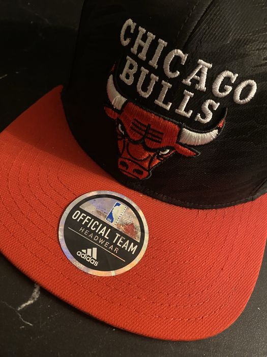 Adidas Chicago Bulls czapka snapback