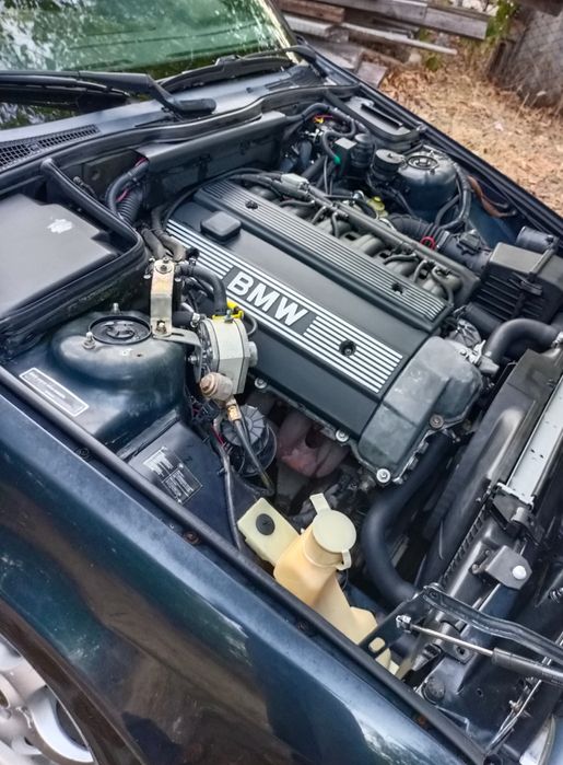 Продам BMW 5 E34