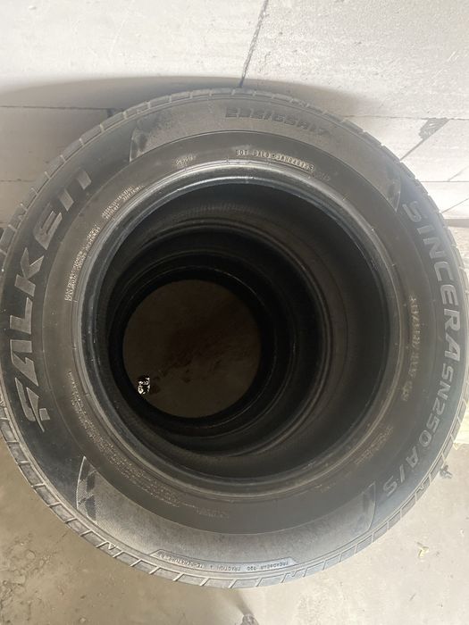 Резина 235/65R17