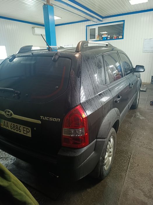 Продам автомобіль Hyundai Tucson