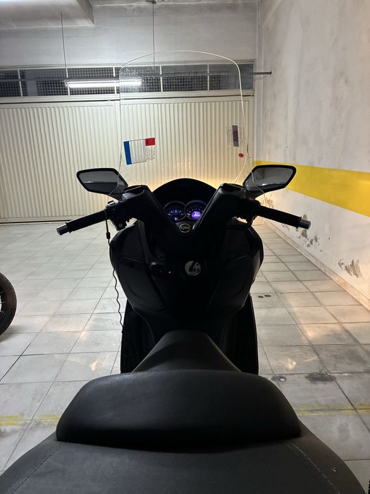 SYM scooter Gts 300i