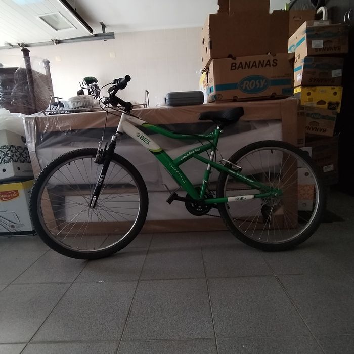 Bicicleta marca Bek, usado. Bom estado