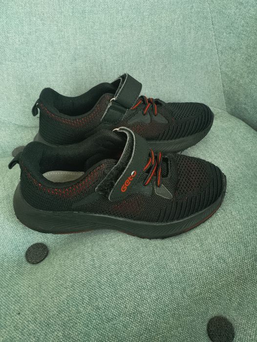 Buty sportowe lekkie piankowe 33 Gelteo chłopiece
