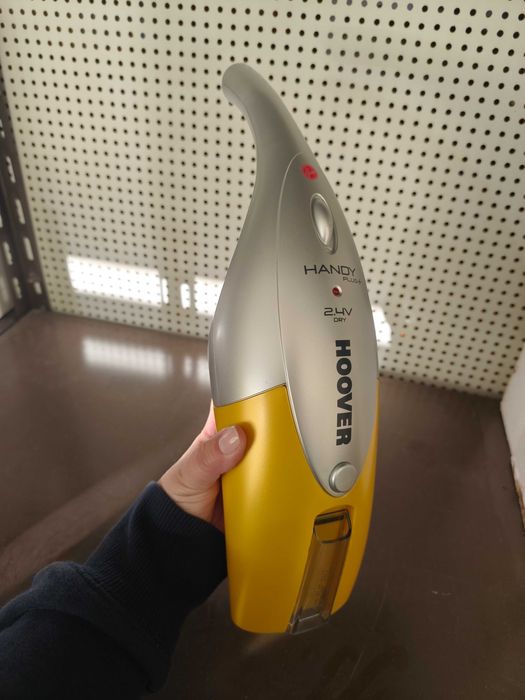 SUPER PREÇO - Aspirador de mão NOVO