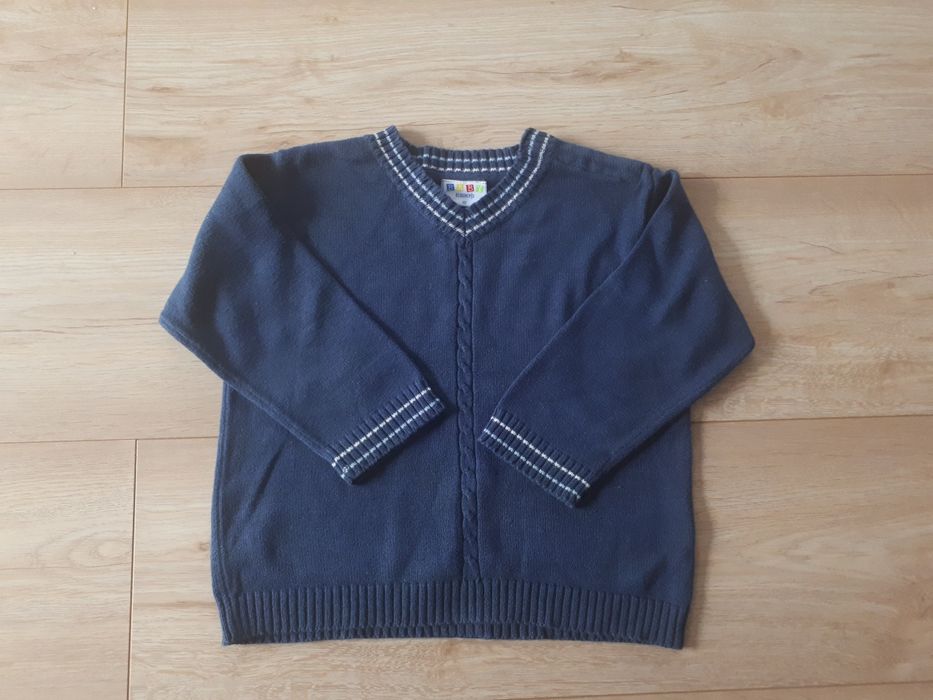 R.86 sweterek chłopięcy granatowy