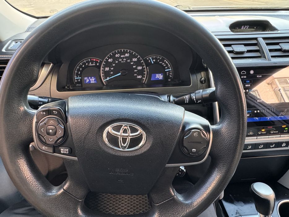 Toyota Camry XV50 LE 2.5 2013