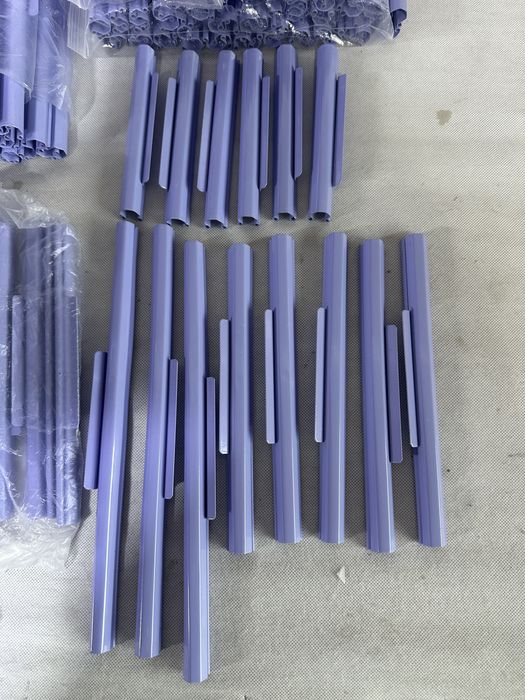 Зажими вишивальних машин