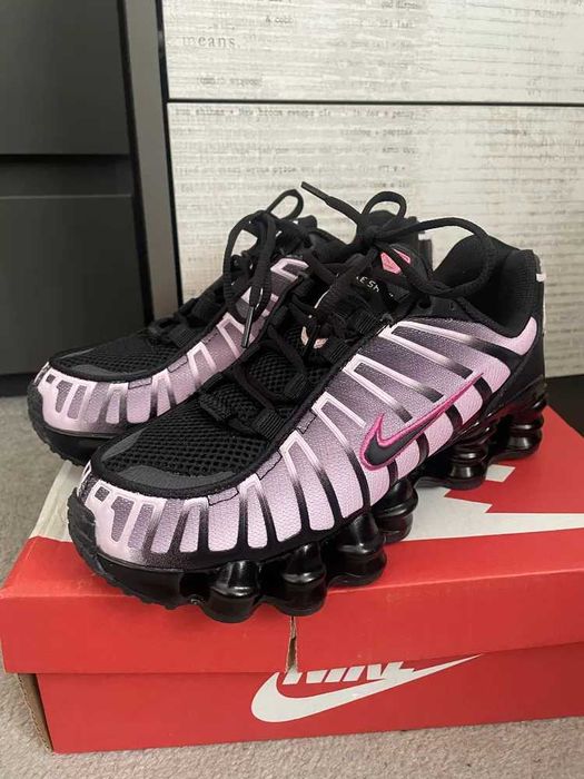 Nike“Shox TL” Czarny i różowy R.37.5