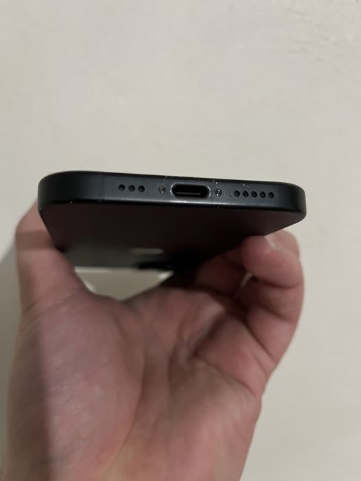 Продам iPhone 15 256 eSim