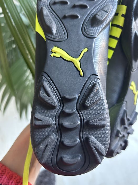 Puma buty halowki evospeed r 42