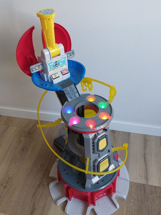 Torre Patrulha Pata Gigante