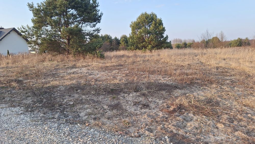 Sprzedam działkę budowlaną w Staszowie