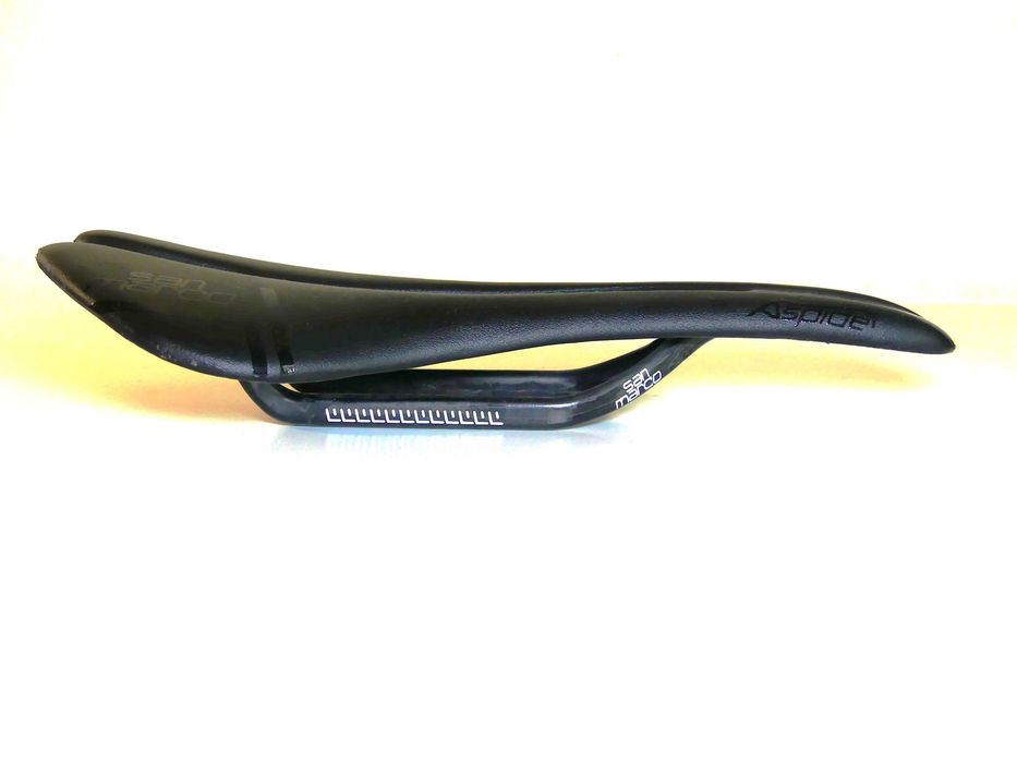 Selim FIBRA DE CARBONO (399€ quando Novo)
