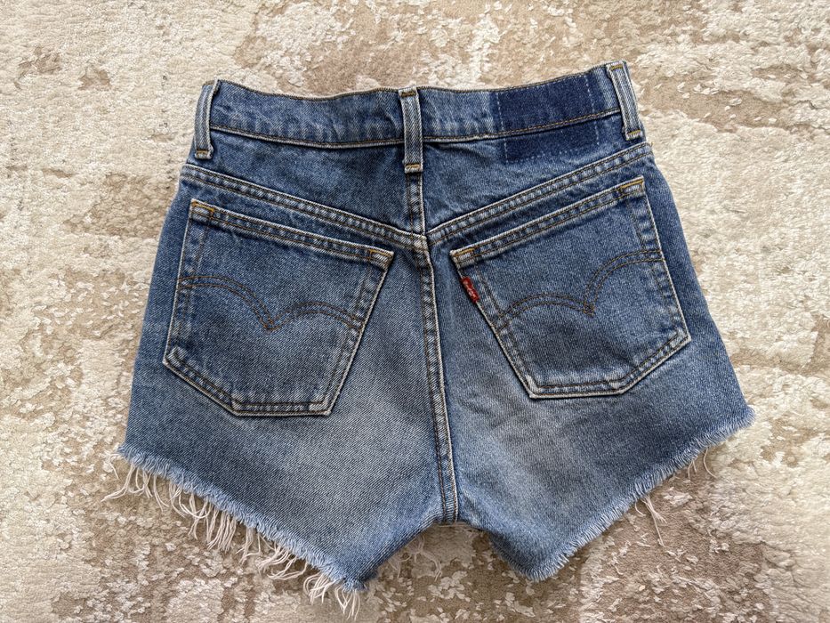 Жіночі джинсові шорти Levi’s