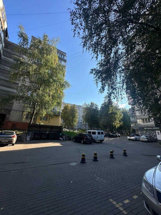 ЮВІЛЕЙНИЙ 100м2 Здам приміщення в ГУСТОЗАСЕЛЕНОМУ районі з Парковкою