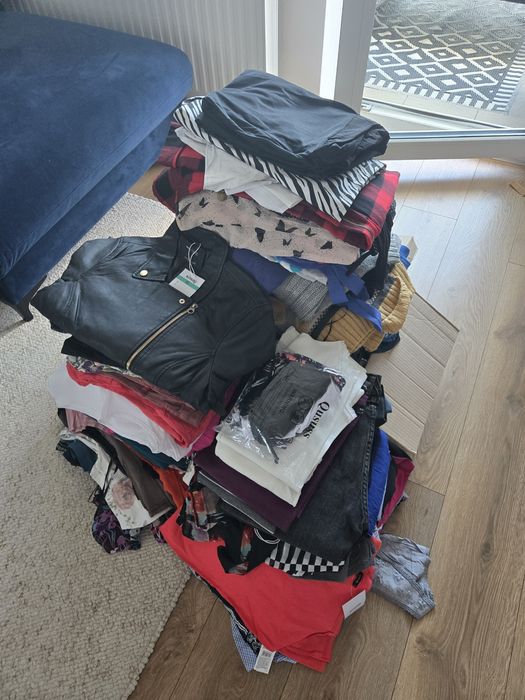 Duża ilość ubrań 38 40 42 dla secondhand
