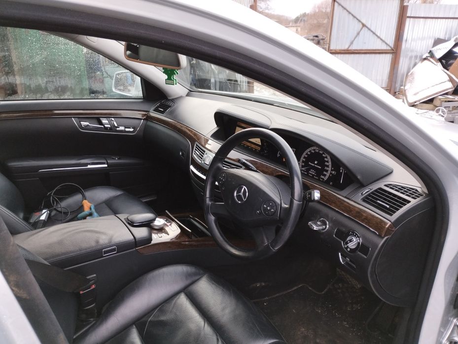 Розборка автозапчастини шрот запчасти Mercedes w220 212 221 3.0 4.0 5