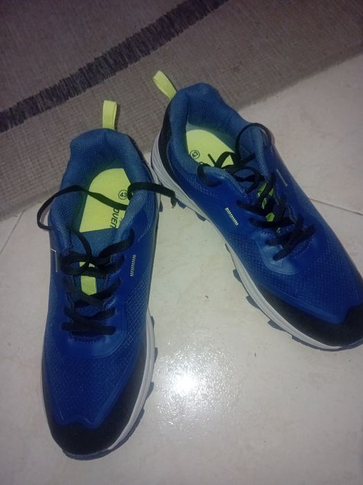 Tenis Adventuridge,