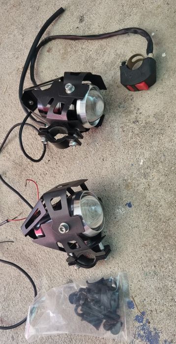 Farois de Alogeneo Givi S310