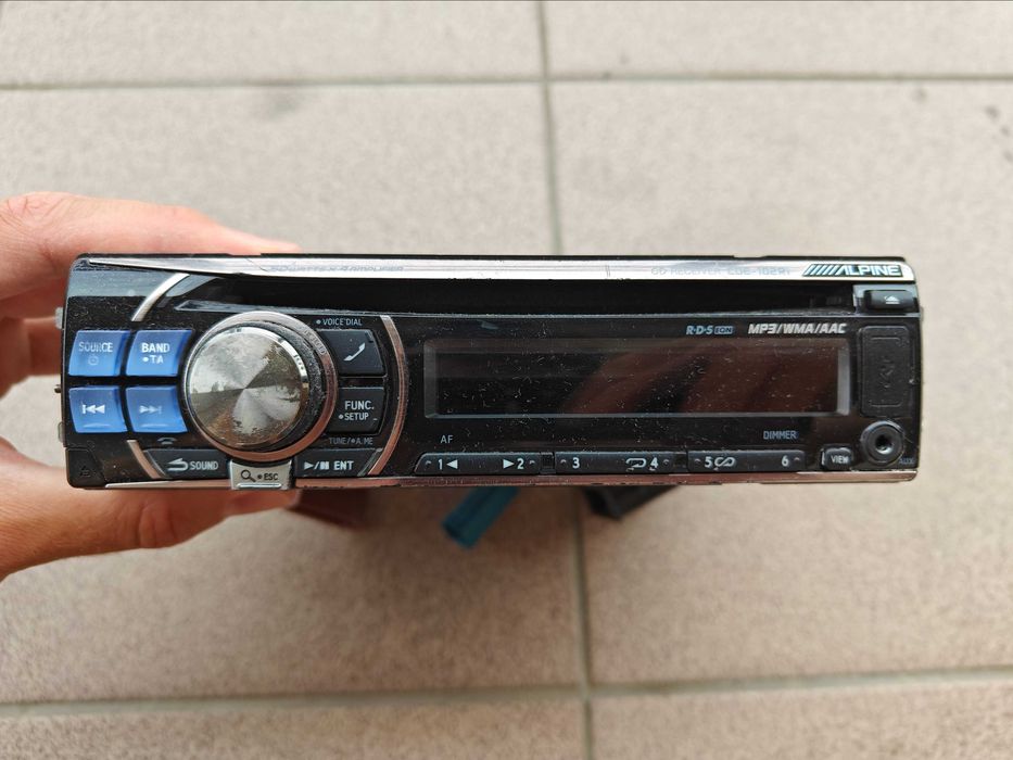 Radio samochodowe ALPINE CDE-102Ri
