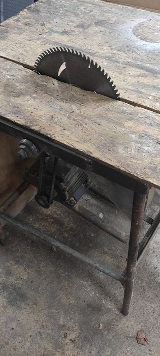 Piła stołowa , krajzega