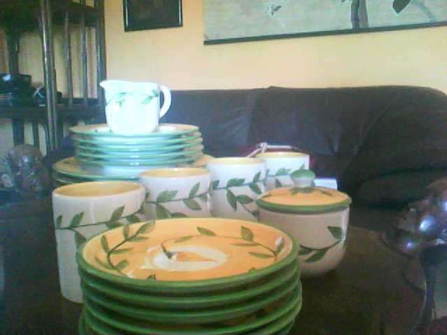 Serviço de loiça pintada à mão