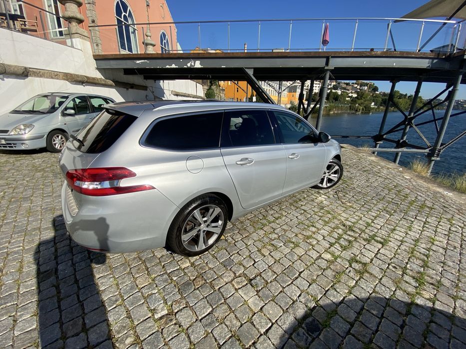 Carrinha Peugeot 308 SW 1.6 BlueHDi 120cv | 147mil km | Teto Panorâmico | 19” — photo 5