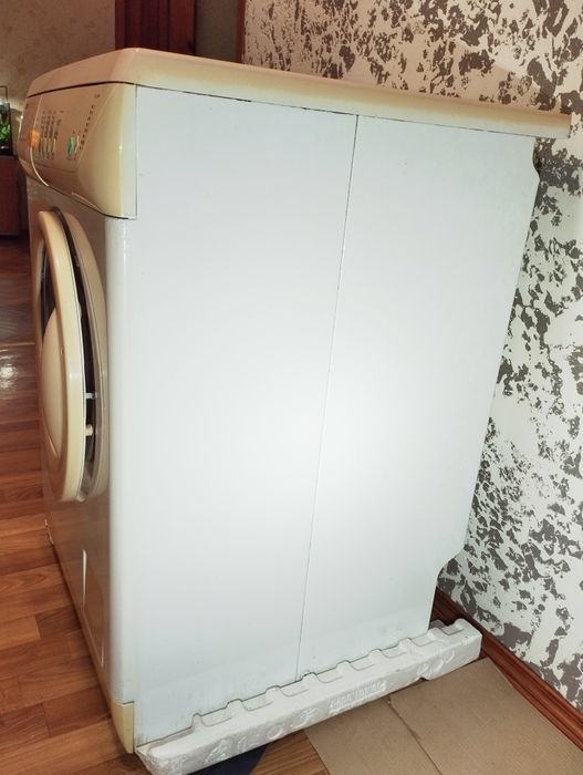 Пральна машина Zanussi Aquacycle 1000  mod. FE 1004