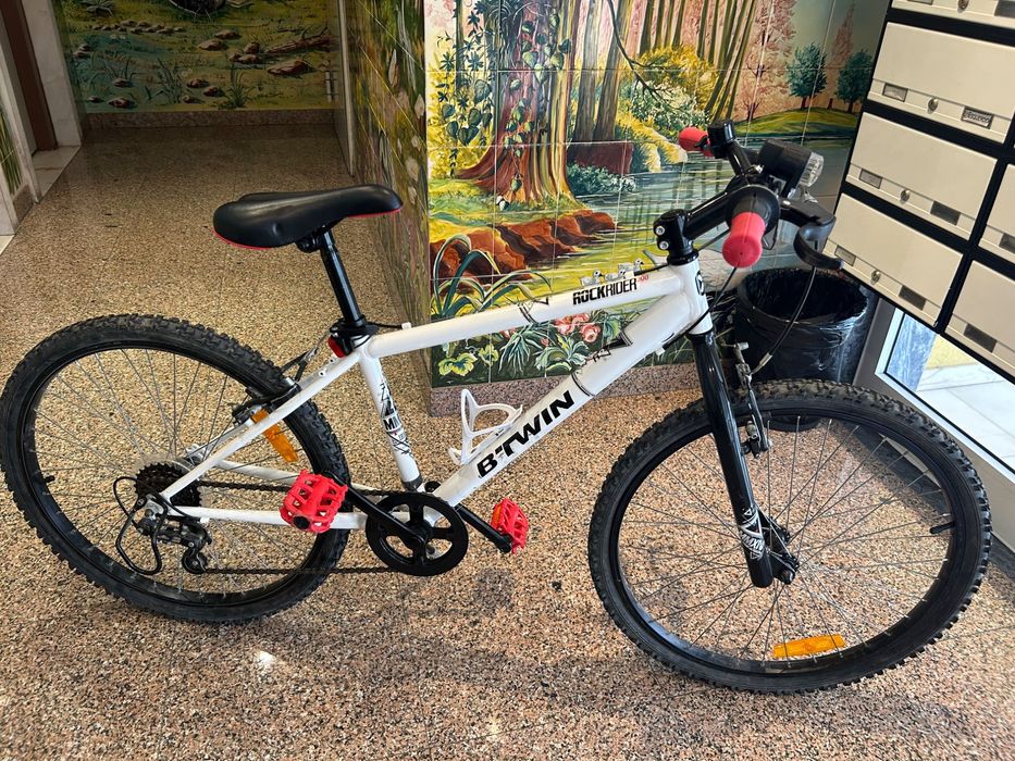 Bicicleta B’Twin Rockrider 300 – rodas 24’’