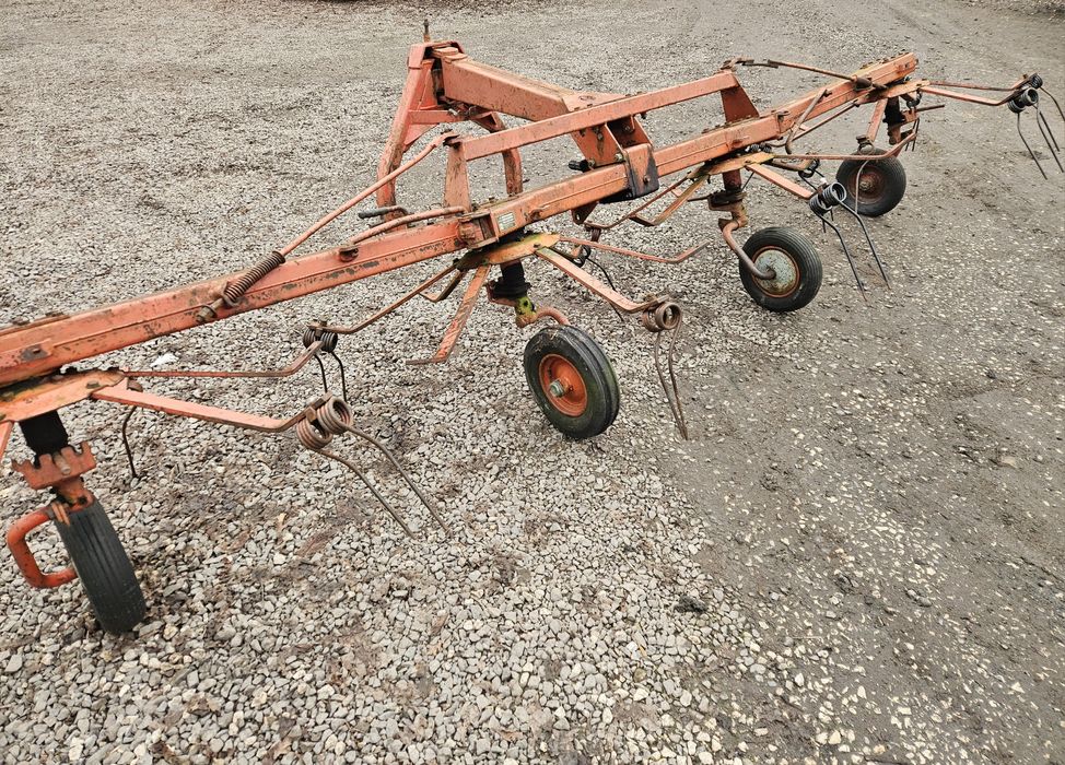 Przetrząsarka karuzelowa do Siana Fella TH520 (Pająk, Rozbijak, Claas)