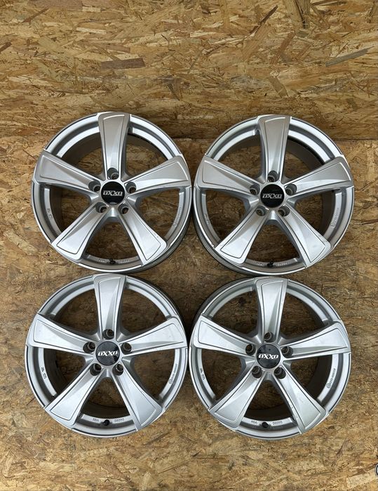 Диски5/112R17 ET 40 цо(діа)57.1 титани диски