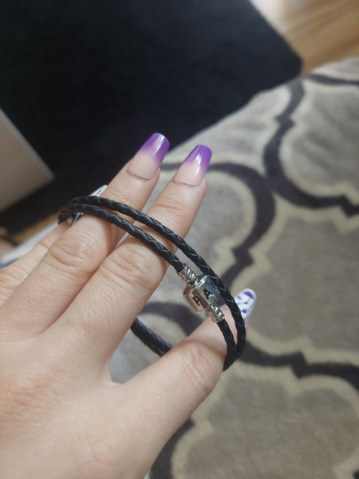 Bransoletka Pandory skórzana czarna