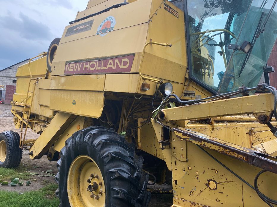 Kombajn New holland 8055