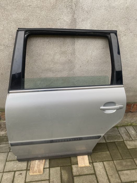Drzwi Vw Passat b5 lewe tyl