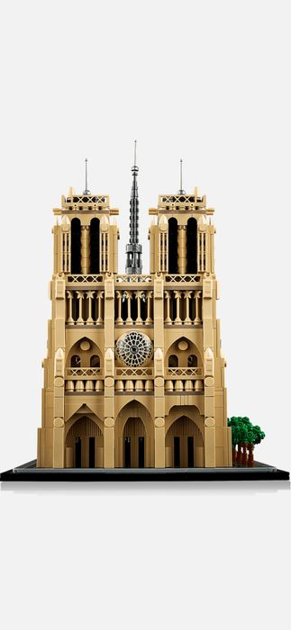 Lego 21061 Notre dame Paris