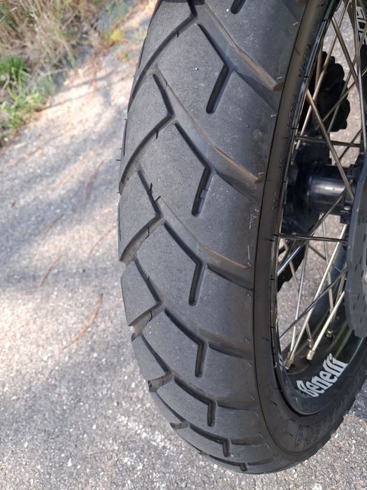 Benelli trk 502x  ano 2019