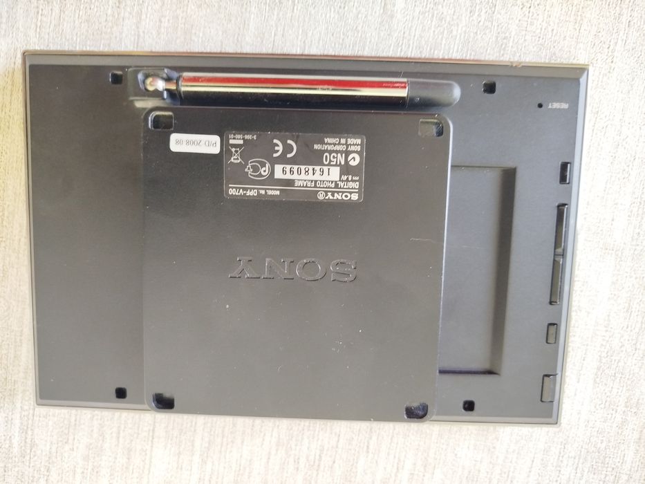 Цифровая фото рамка от SONY