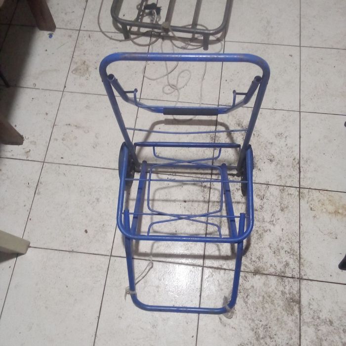 Продам тачку грузовую двухколёсную две штуки  1000грн за 2шт