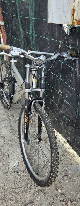 Bicicleta em alumínio