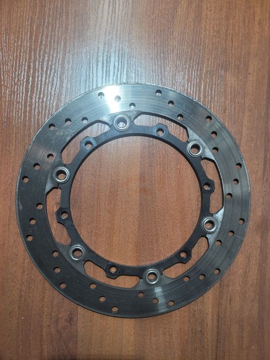 Tarcza hamulcowa przód Yamaha MT125