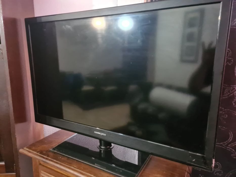Televisor LCD HANNSPREE