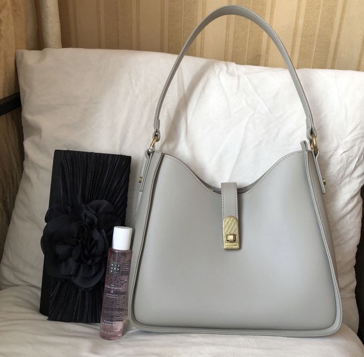 лот: сумка-тоут+міст для тіла Rituals, Victoria’s Secret, Mango, ZARA