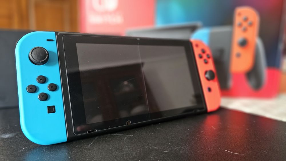 Nintendo Switch (como nova)