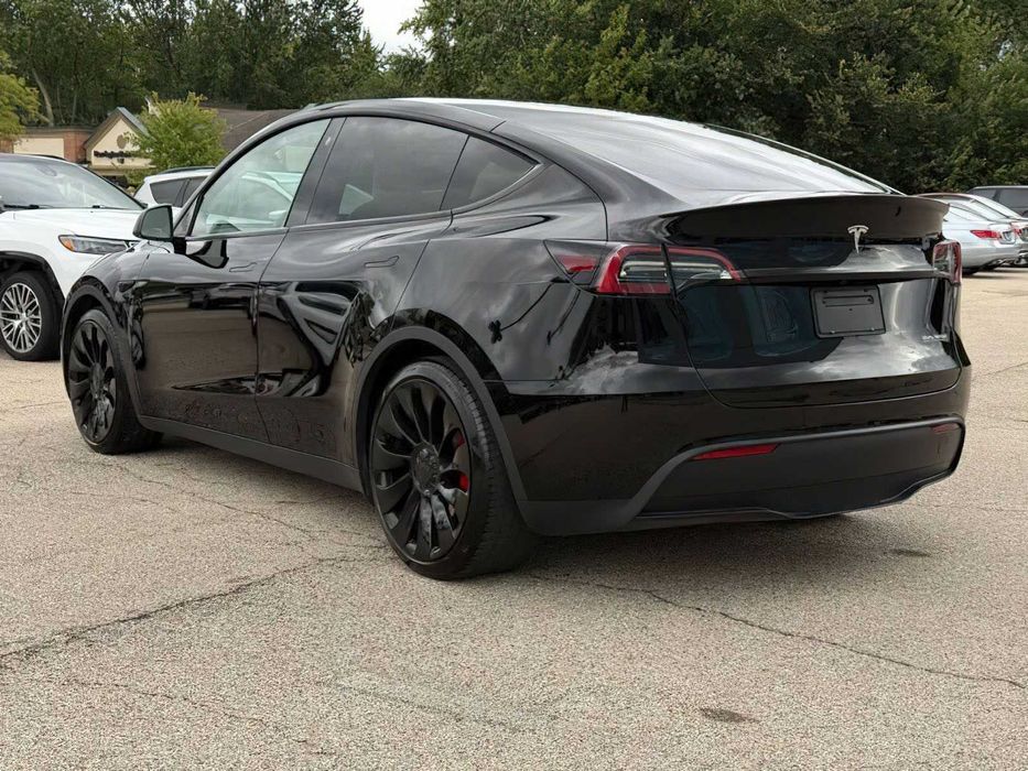 Tesla Model Y Performance      2022