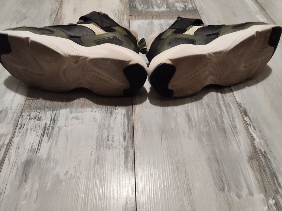Кросівки деми Skechers р.37.