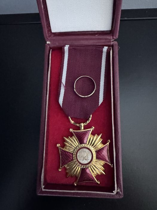 Medal order krzyż PRL