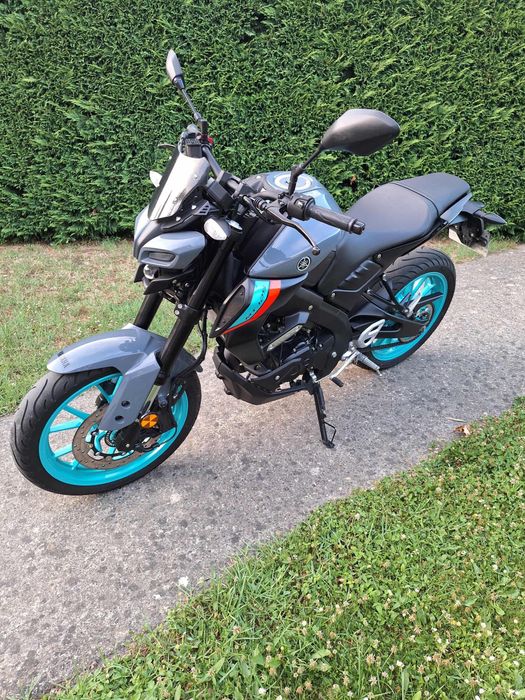 Yamaha MT125.