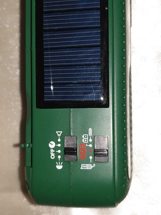 Rádio de Emergência c/ Manivela Manual, Painel Solar, Lanterna, Alarme