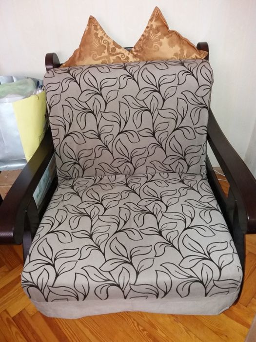 Продам мягкий уголок ( диван + 1 кресло-кровать)